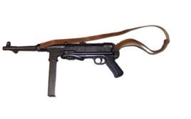 MP40 Sub-Machine Gun with Leather Belt